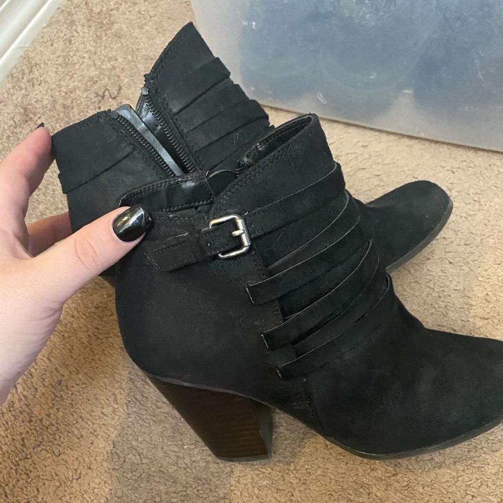 Like new Fergie booties